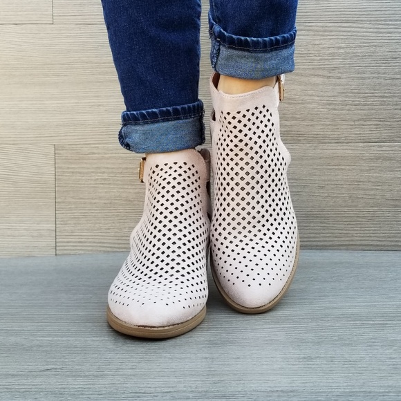 Rose Pink Spring Open Perforated Ankle Booties-Z - Picture 4 of 8